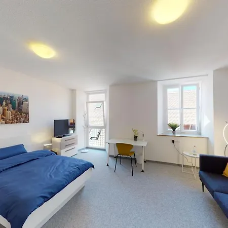 Karl V - Geschichte Leben Im Herzen Der Altstadt *