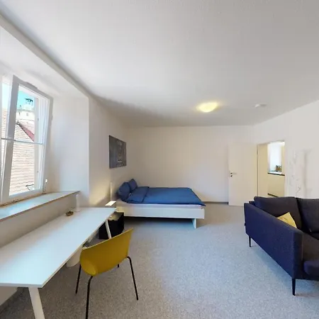 Karl V - Geschichte Leben Im Herzen Der Altstadt