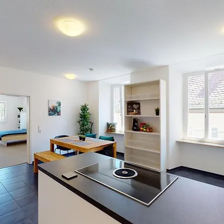 Karl V - Geschichte Leben Im Herzen Der Altstadt