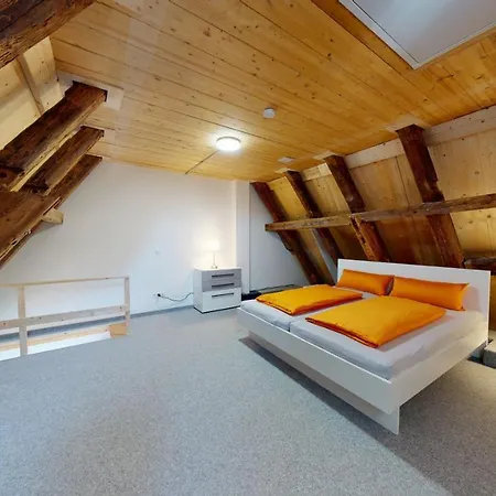 Karl V - Geschichte Leben Im Herzen Der Altstadt *