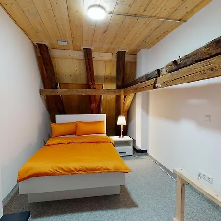 Karl V - Geschichte Leben Im Herzen Der Altstadt Schwaebisch Hall